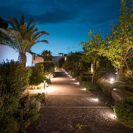 Asty Mykonos & Hotel 5*